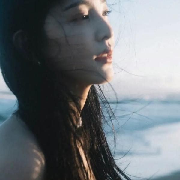 哎吔少女
